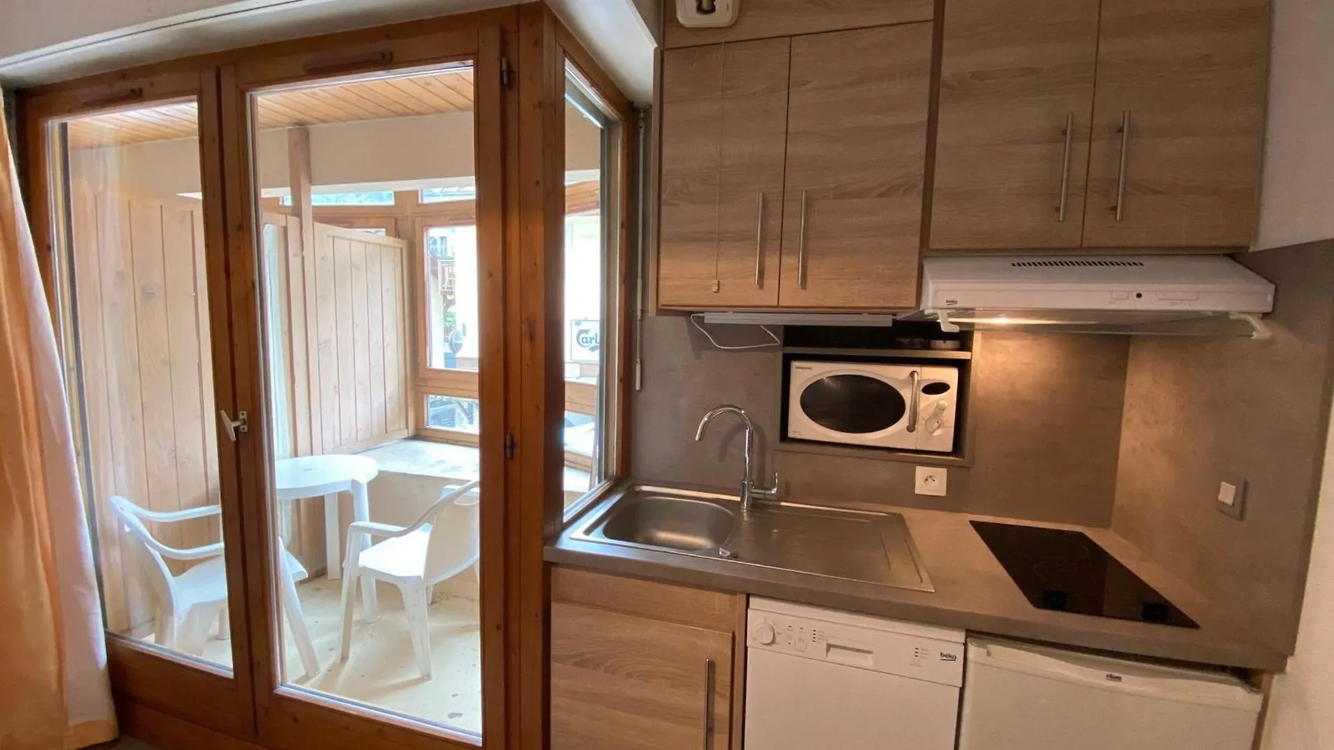 Apartment Studio 4 Couchages Avec Balcon En Centre-Ville, Proche Remontees Et Thermes - Brides-Les-Bains - Fr-1-512-69 France