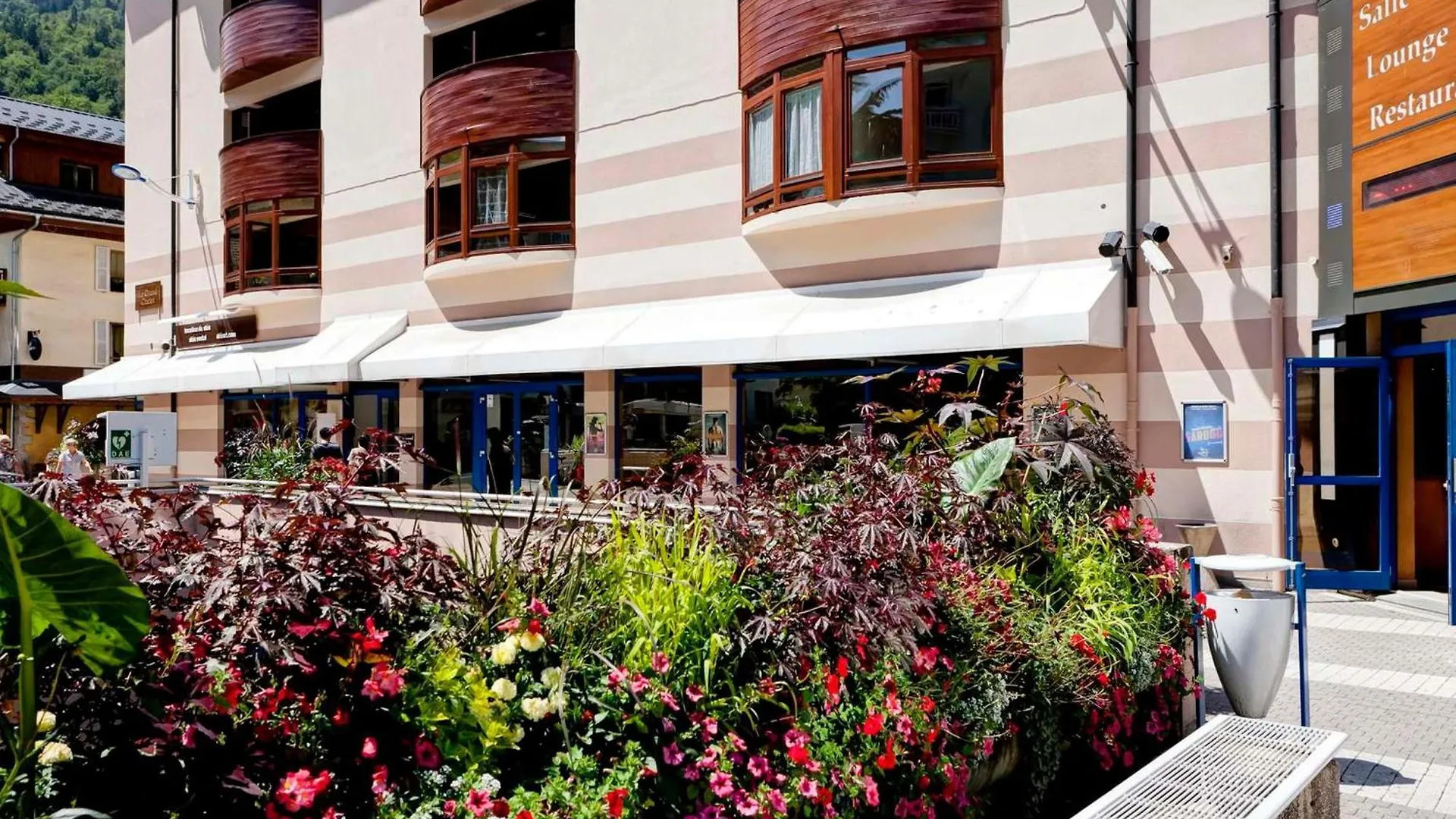 Studio 4 Couchages Avec Balcon En Centre-Ville, Proche Remontees Et Thermes - Brides-Les-Bains - Fr-1-512-69 Apartment
