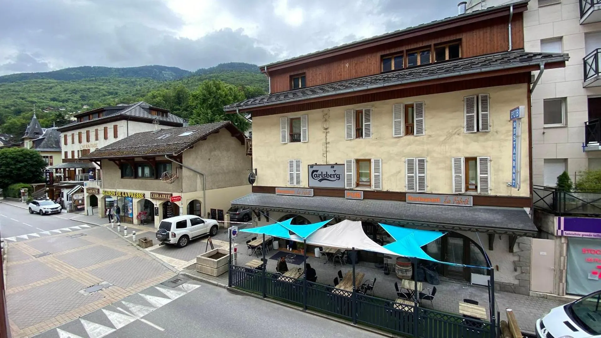 Studio 4 Couchages Avec Balcon En Centre-Ville, Proche Remontees Et Thermes - Brides-Les-Bains - Fr-1-512-69 Apartment