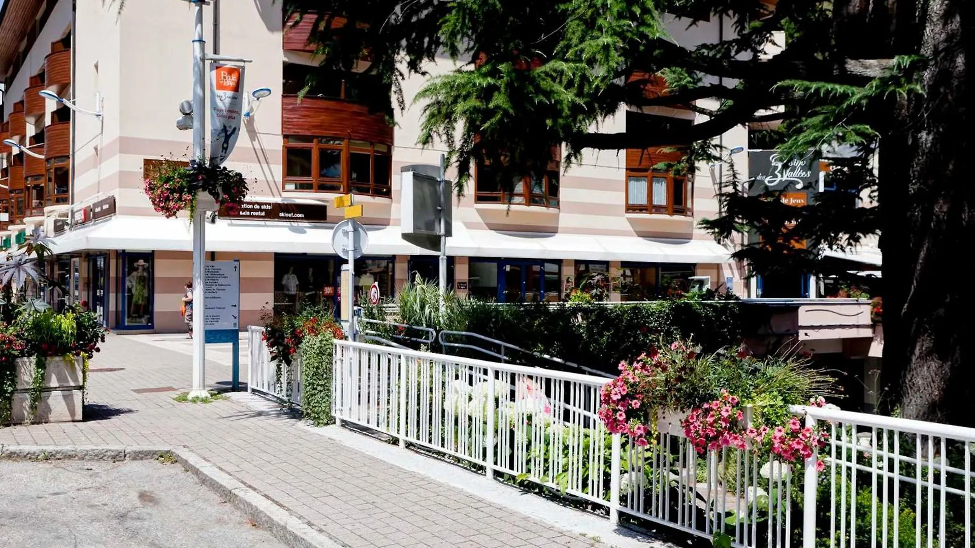 Studio 4 Couchages Avec Balcon En Centre-Ville, Proche Remontees Et Thermes - Brides-Les-Bains - Fr-1-512-69